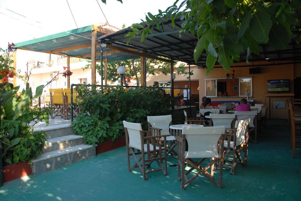 אנאקסוס Lakis Studios חדר תמונה
